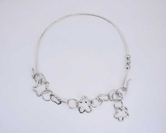 Flower/Cloud Structured Necklace