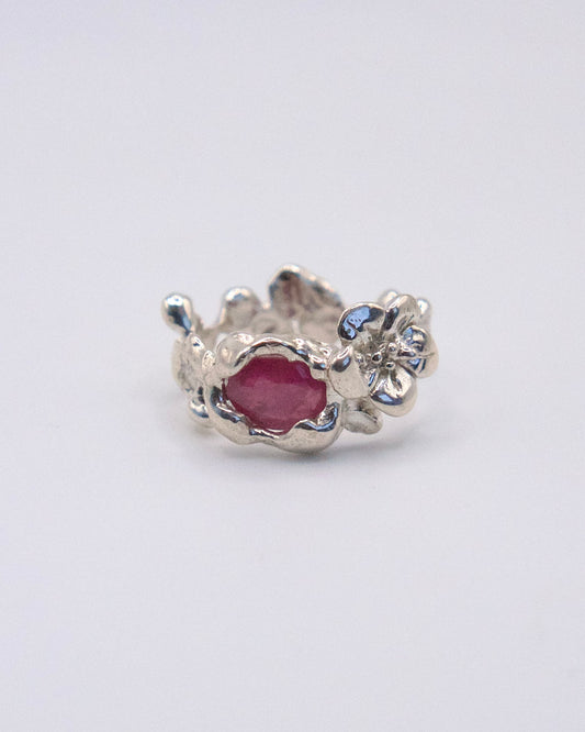 Volcan Flower Ring
